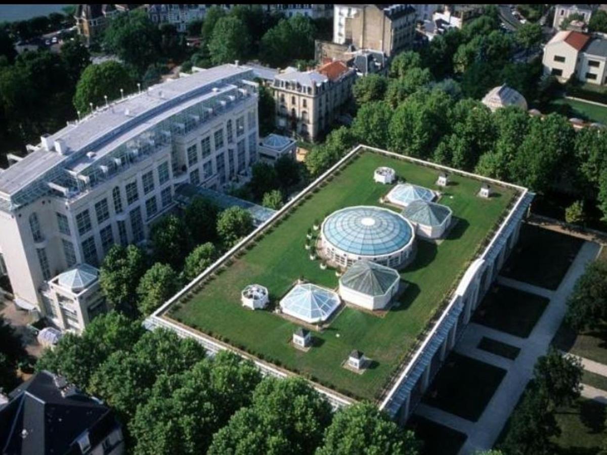 Appartement Elegant Et Confortable Au Coeur De Vichy, Pres De L'Opera Et Des Parcs Napoleon III - Fr-1-489-303 Exteriör bild
